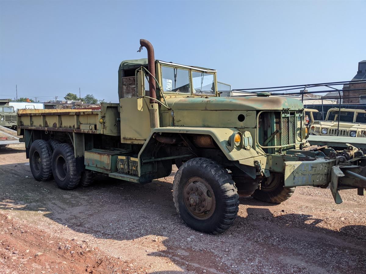 M813 5Ton Cargo Truck with 14 foot cargo bed with Winch